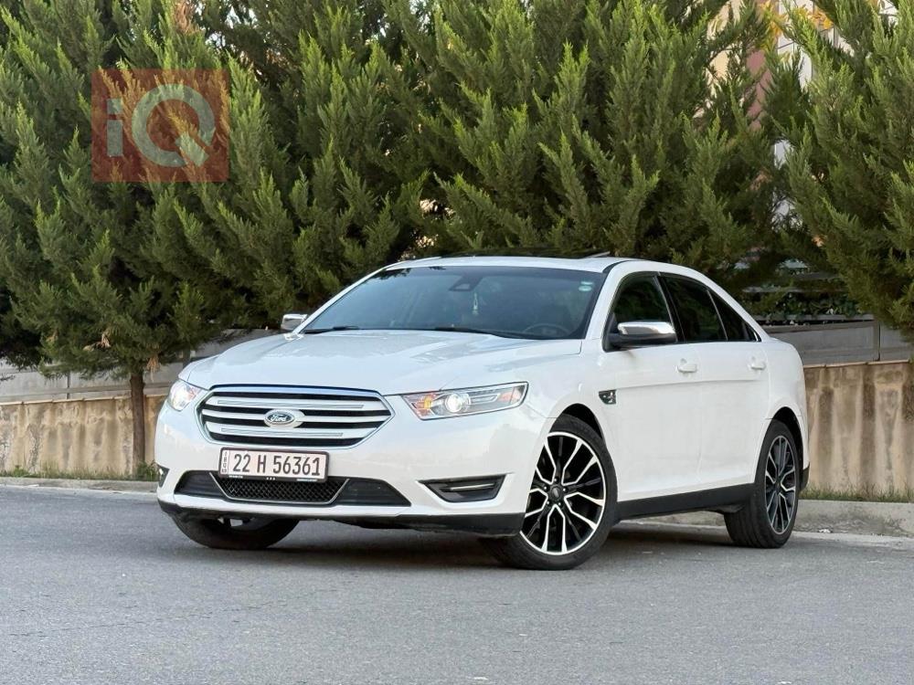 Ford Taurus